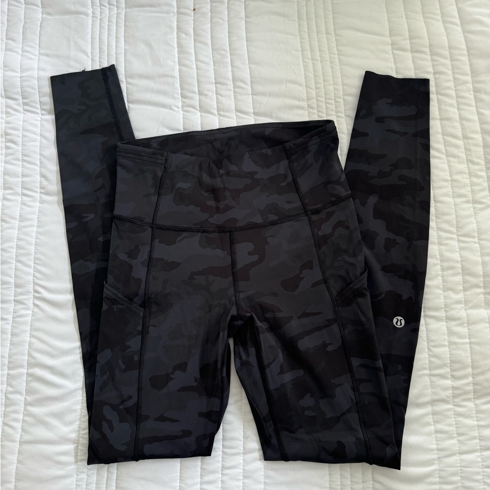 Lululemon Camo Leggings size 4